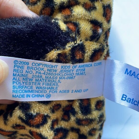 Kids of America 2009 animated Caveman lion plush/ plays theme Addams  Family - Picture 8 of 9